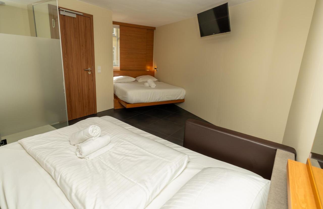 Hotel Duesseldorfer Hof Франкфурт-на-Майні Екстер'єр фото