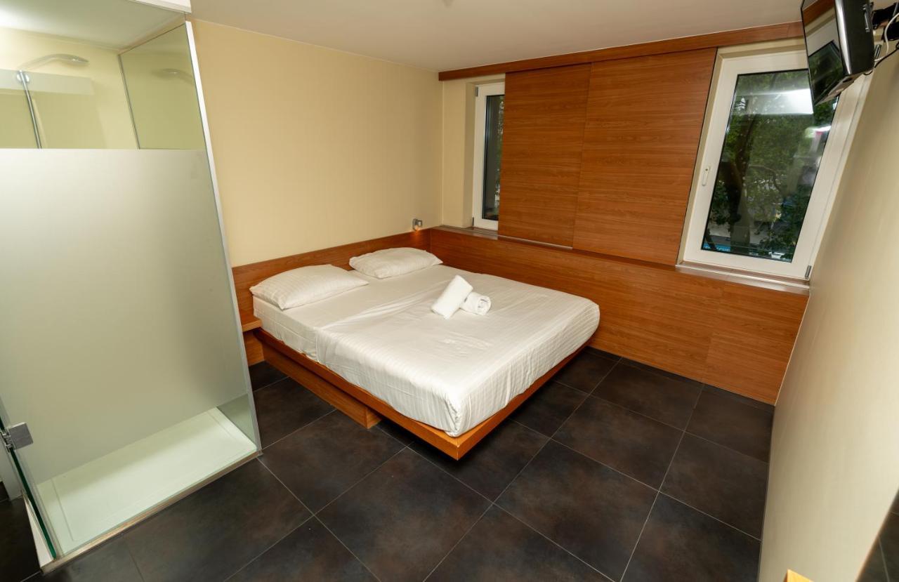 Hotel Duesseldorfer Hof Франкфурт-на-Майні Екстер'єр фото